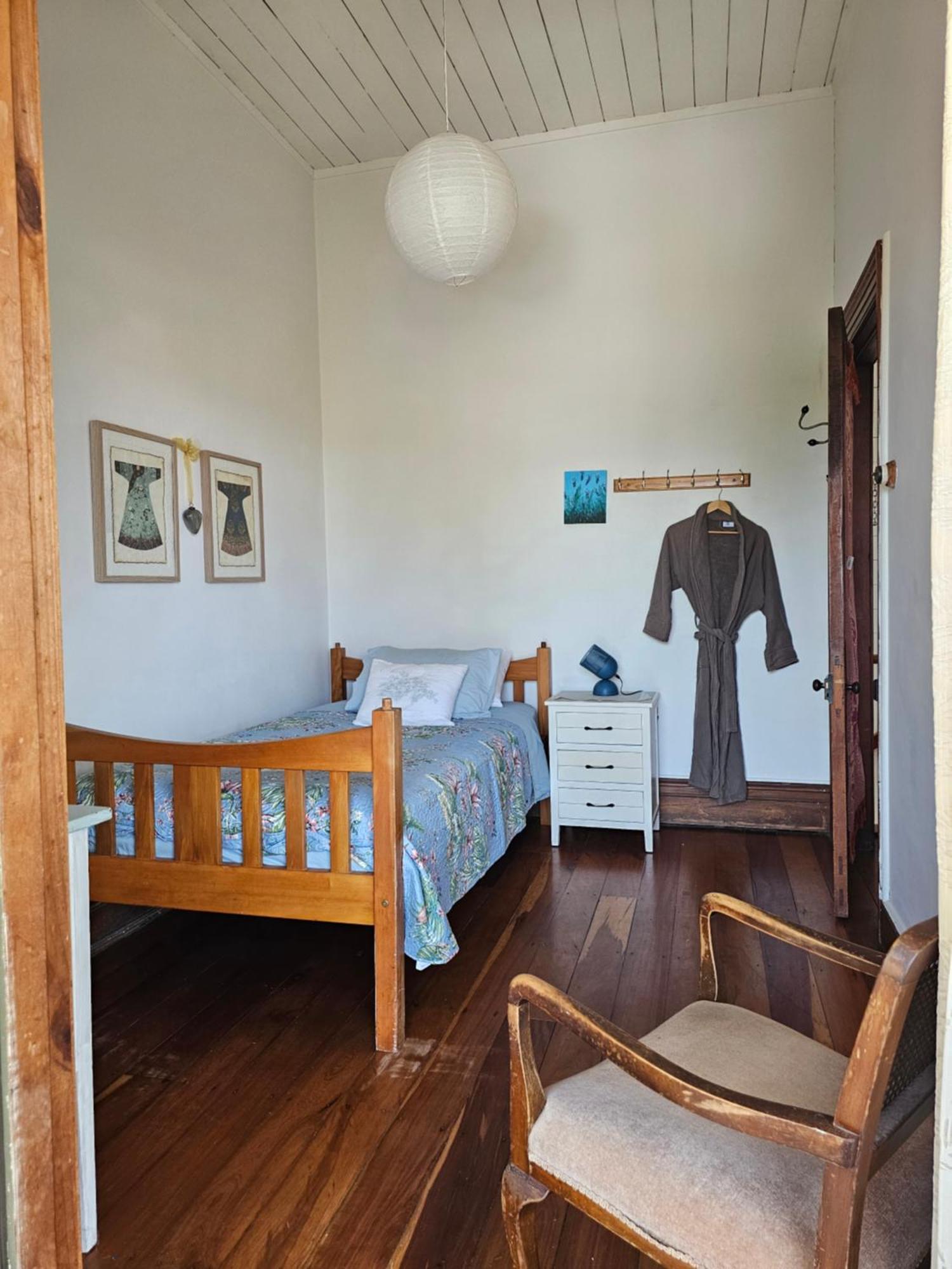 Brony'S Beachfront-Short And Long Term Stays Porirua Buitenkant foto