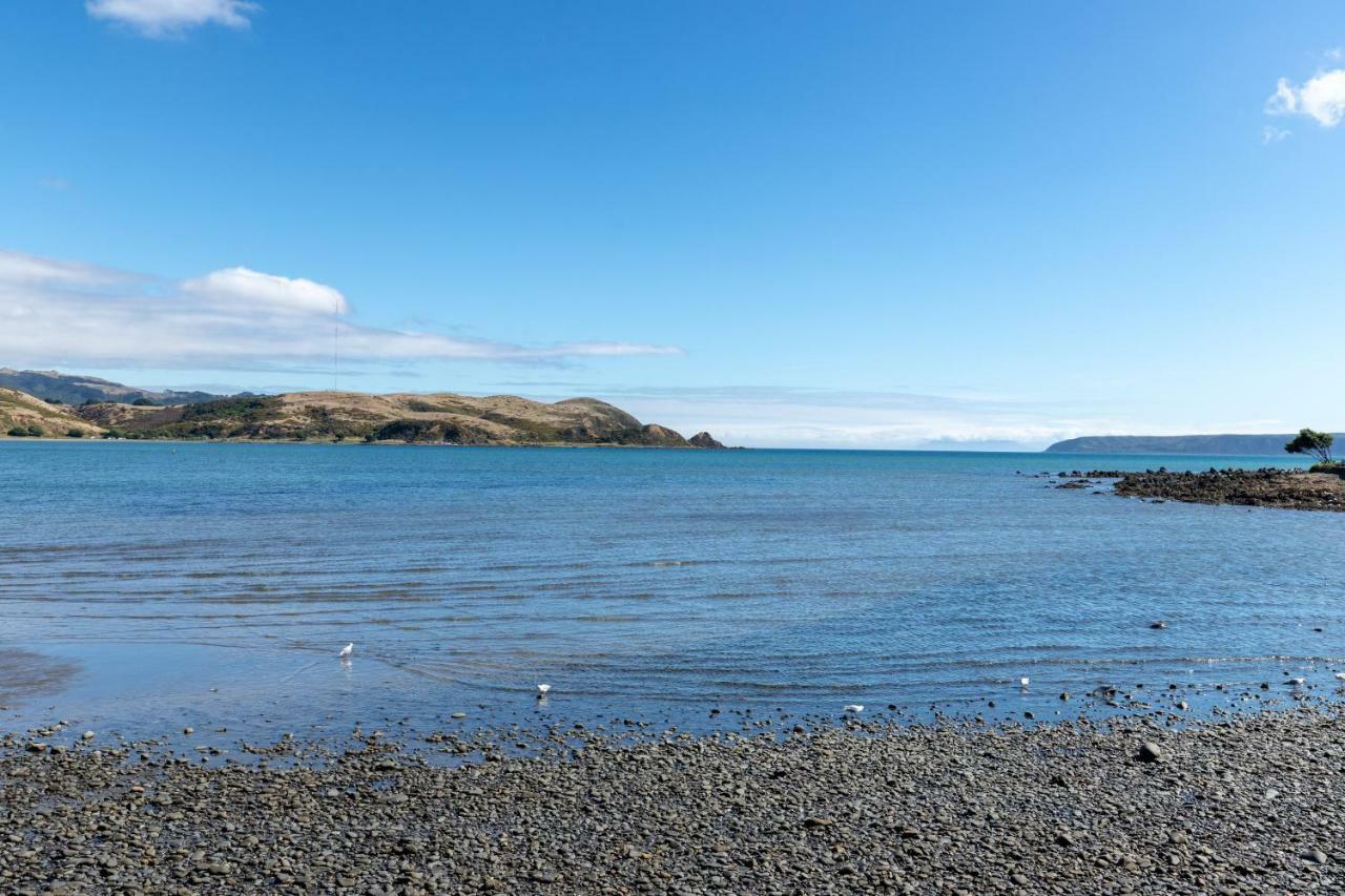 Brony'S Beachfront-Short And Long Term Stays Porirua Buitenkant foto